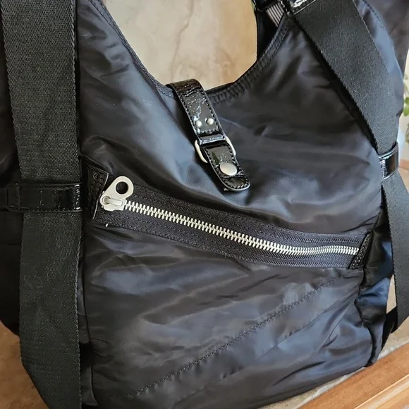 Co-Lab Black Tote Shoulder Bag with Sleek Design - Picture 4 of 11